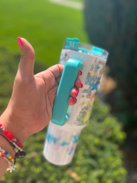 Disney Princesses 30oz or 40oz Tumbler Snow White, Cinderella, Aurora, Ariel, Belle, Jasmine, Mulan, Tiana and Pocahontas fan gift tumbler Gift girly Princess Birthday Anniversary Gift HFN